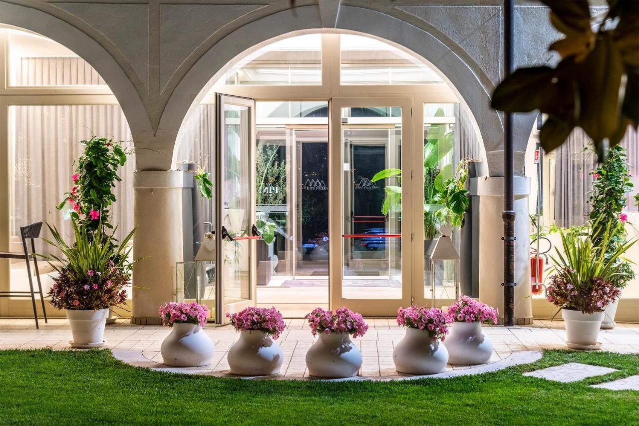 Hotel Villa I Pini Malo  Eksteriør billede