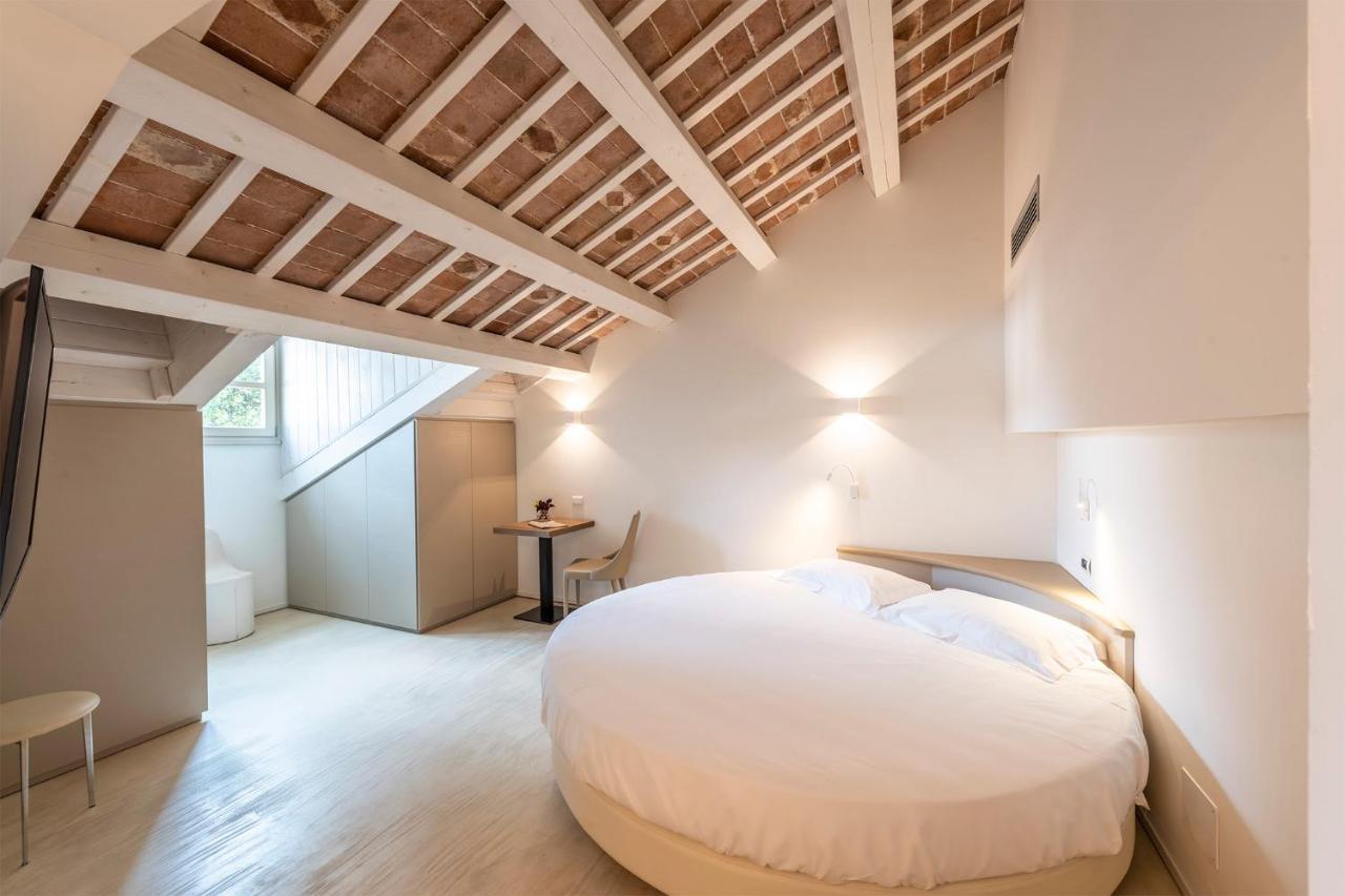 Hotel Villa I Pini Malo  Eksteriør billede