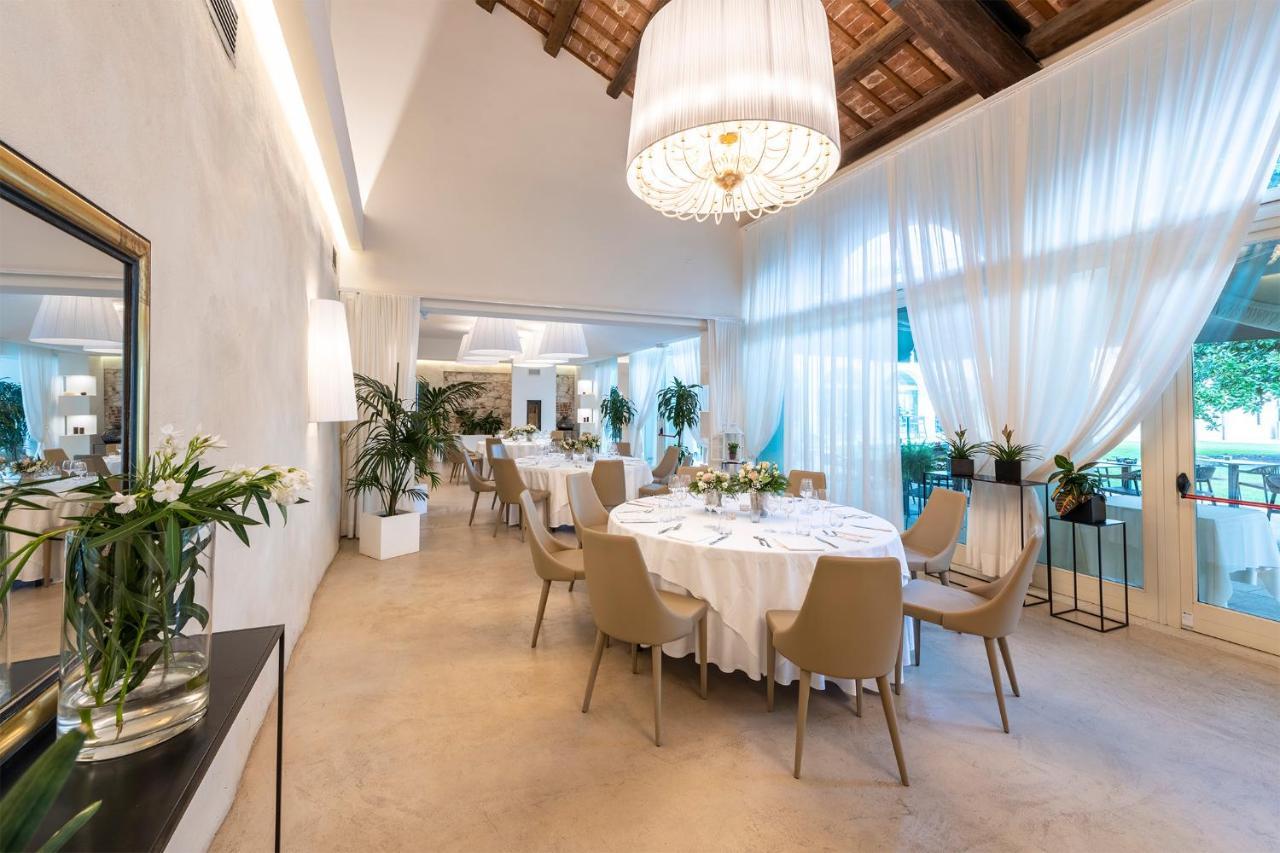 Hotel Villa I Pini Malo  Eksteriør billede
