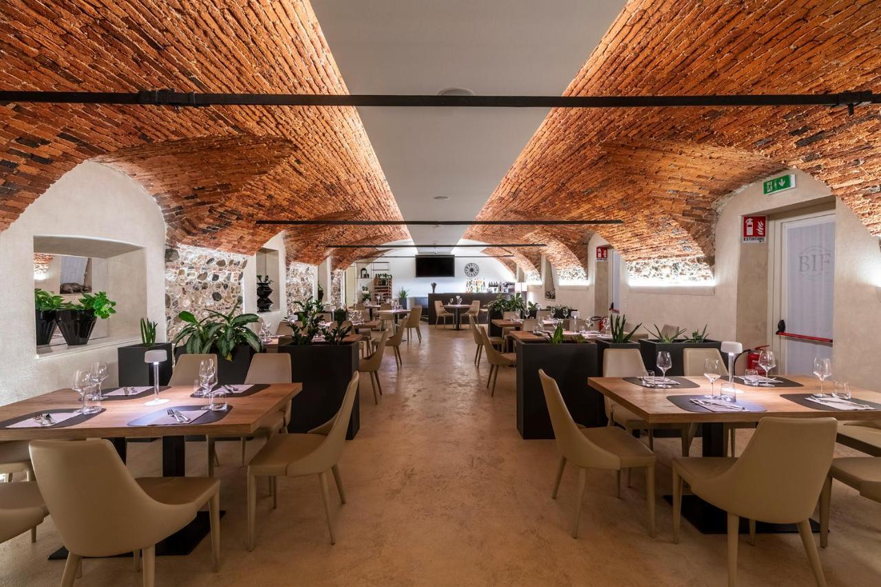 Hotel Villa I Pini Malo  Eksteriør billede