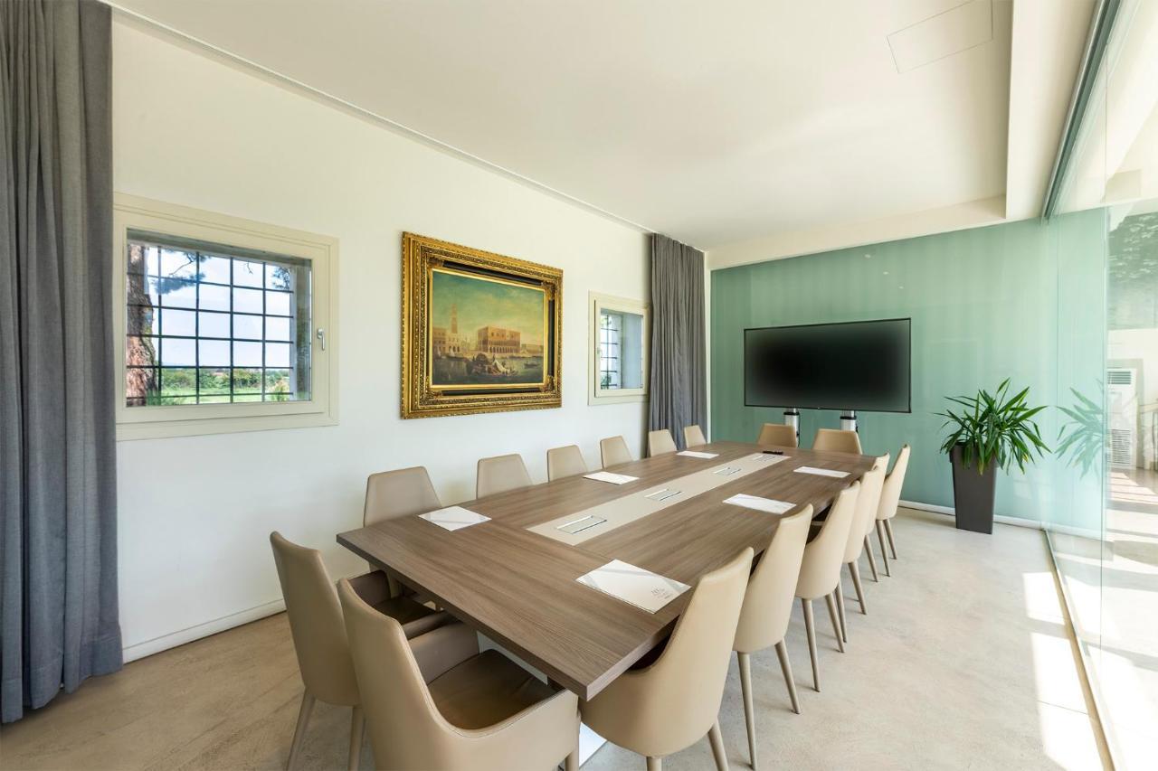 Hotel Villa I Pini Malo  Eksteriør billede