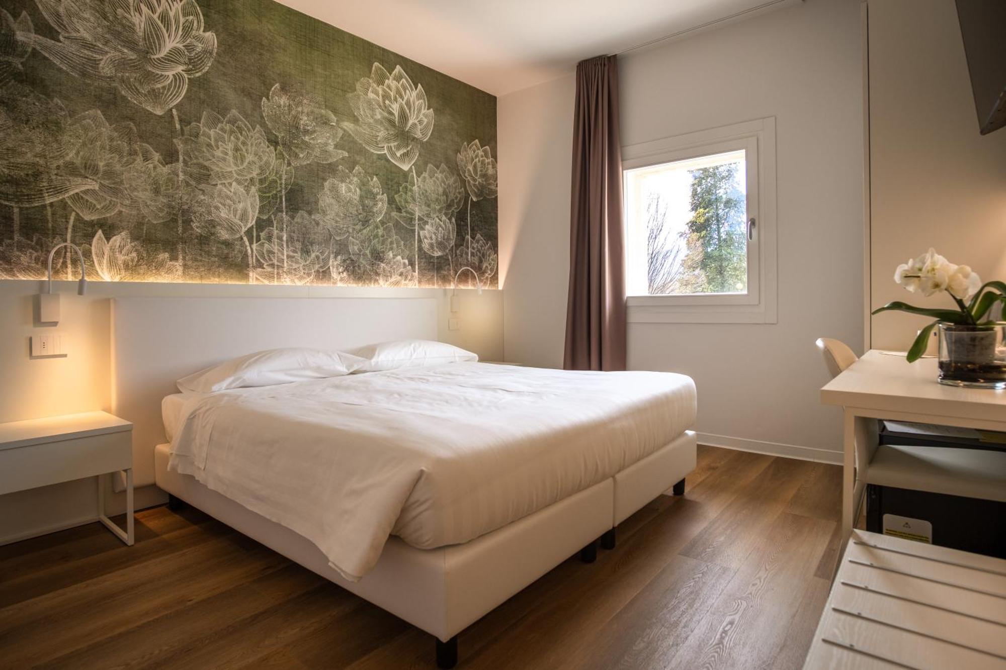 Hotel Villa I Pini Malo  Eksteriør billede